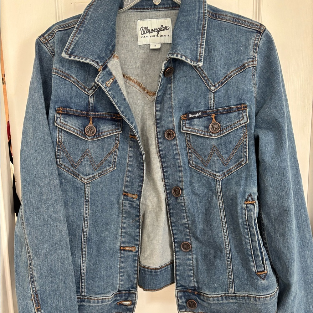 Wrangler Women's Classic Blue Jean Jacket
